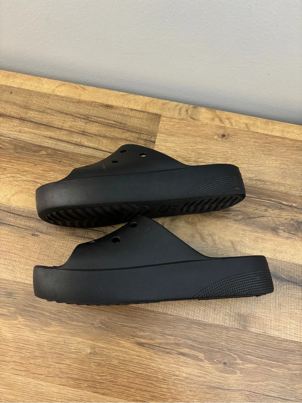 Crocs Classic Platform Slide Sandals Black Women's